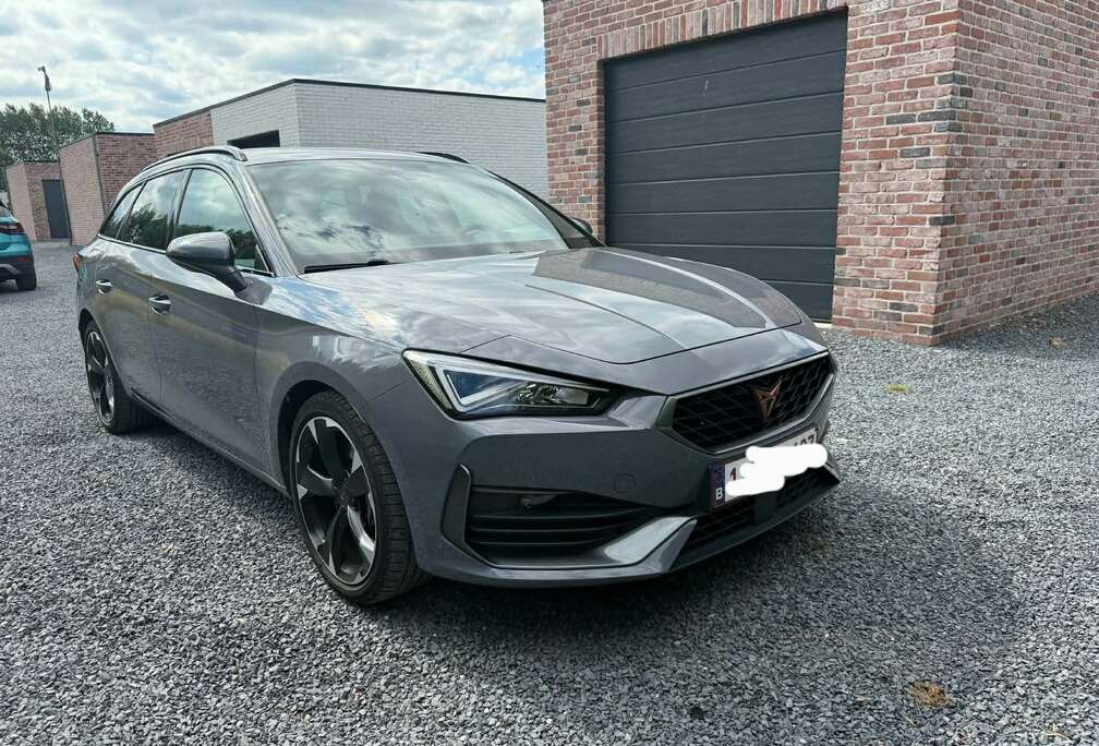 ST e-Hybrid 1.4 DSG (150 kW)