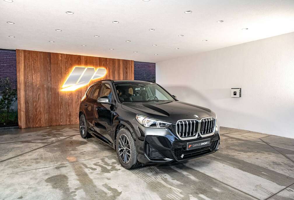 BMW sDrive 18i, M pack, keyless, camera