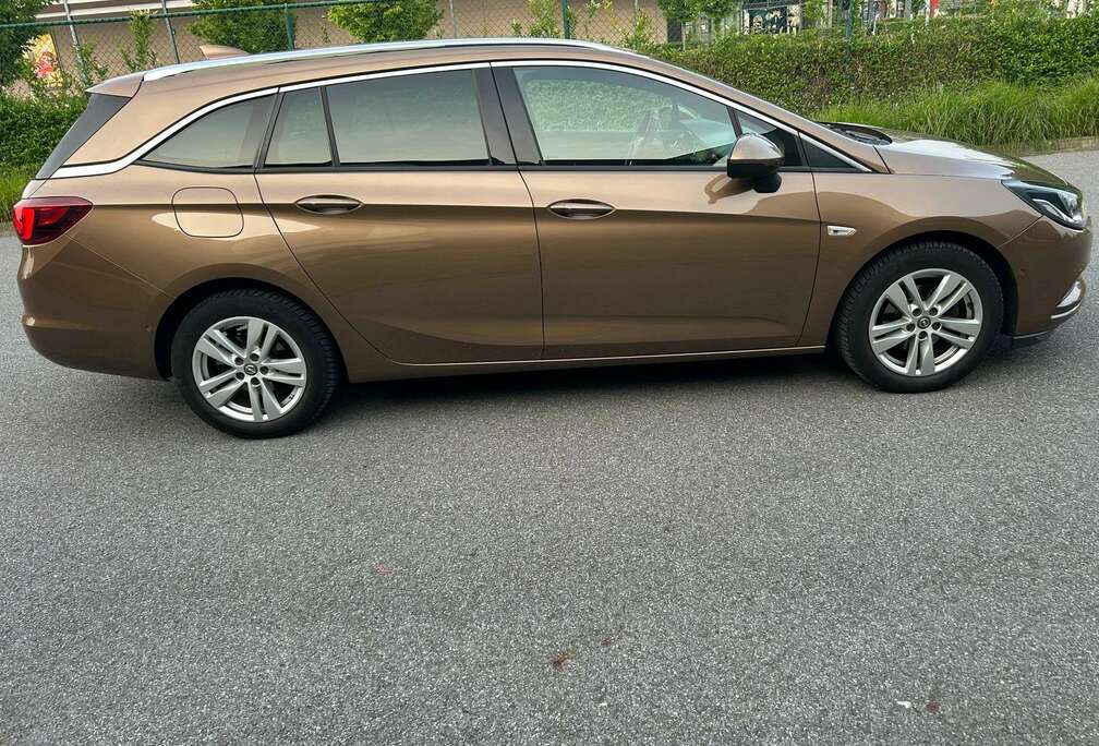 Opel Sports Tourer 1.4 Turbo Edition Start/Stop