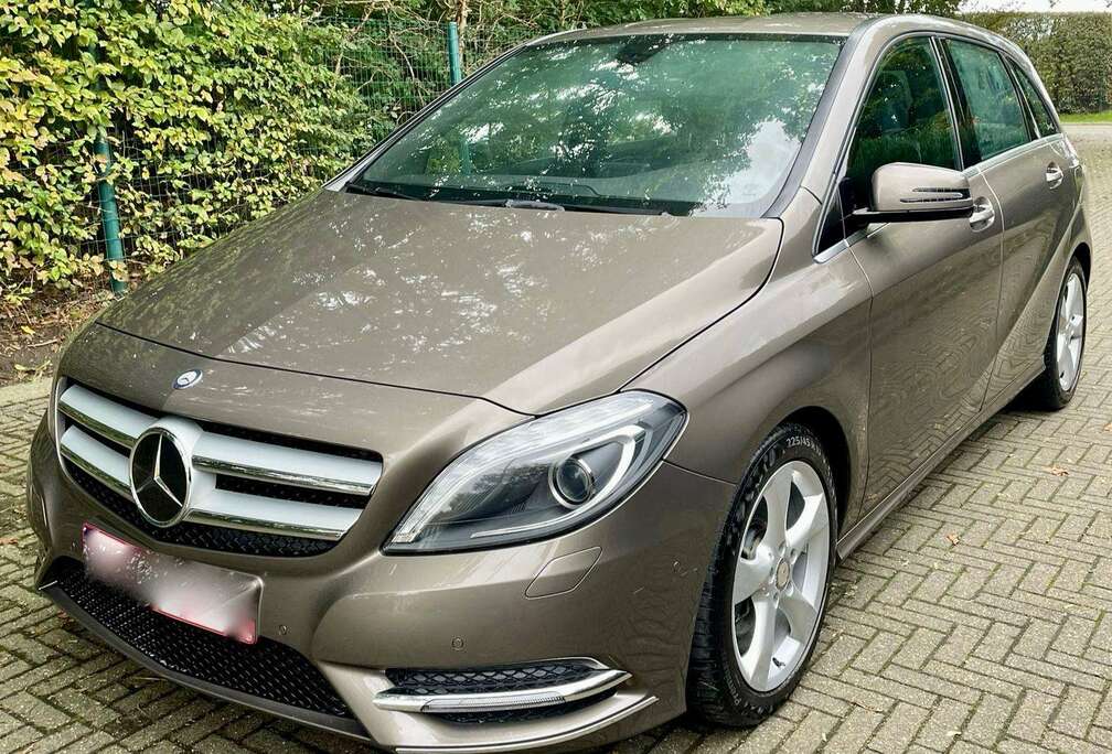 Mercedes-Benz B 180 (BlueEFFICIENCY)