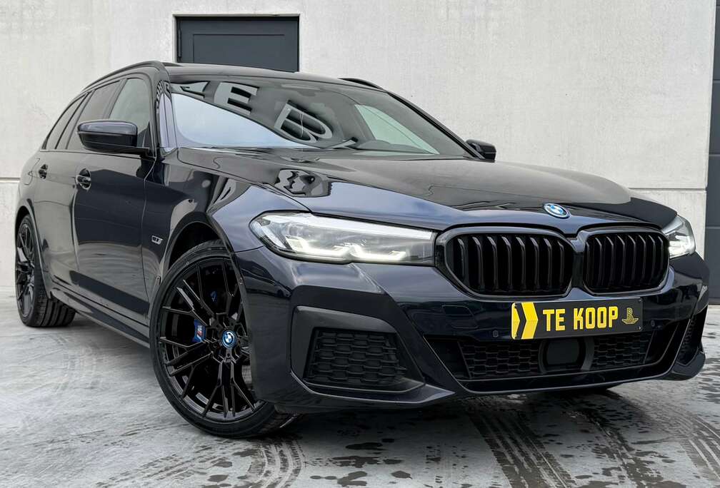 BMW M-pack*Trekhaak*ACC*Pano*SportRem*Keyless*Carplay