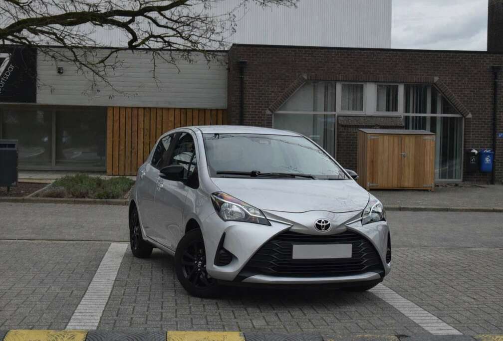 Toyota 1.0i VVT-i Comfort