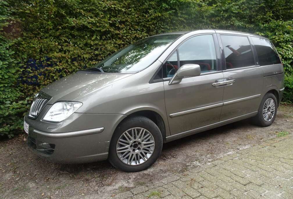 Lancia Phedra 2.2 Multijet 16v DPF Automatic