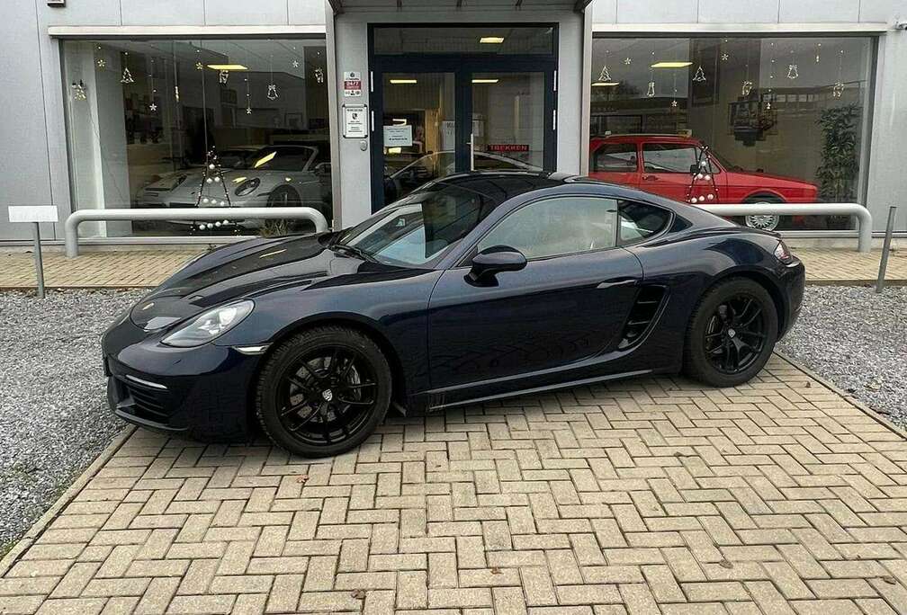 Porsche Cayman 2.0 Turbo PDK