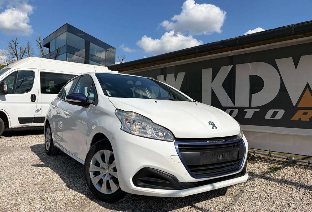 Peugeot 208 1.2i PureTech Like