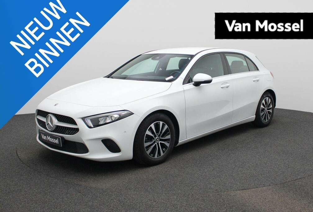 Mercedes-Benz A Business Line NAVI  CAM  CARPLAY