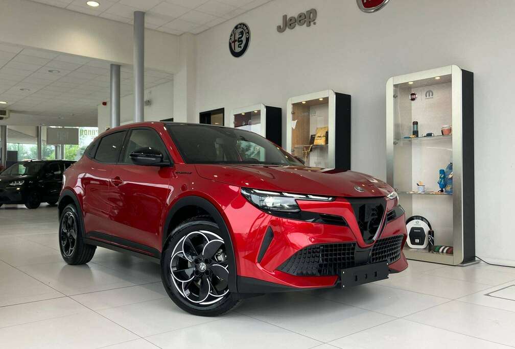 Alfa Romeo SPECIALE 1.2 Turbo Hybrid 145  OPEN DAK