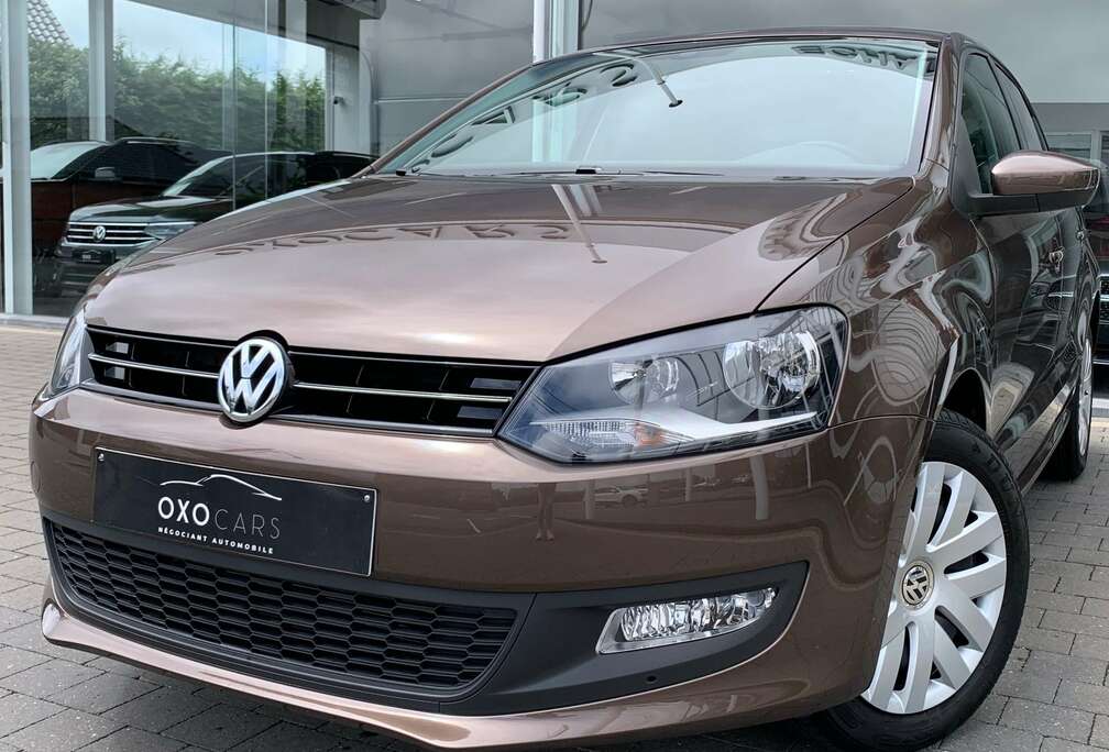 Volkswagen 1.2i HIGHLINE / GPS / CLIM AUTO / CRUISE / RADAR DE RECUL / SEULEMENT 5.000KM / HISTORIQUE VW / ÉTAT NEUF / GARANTIE