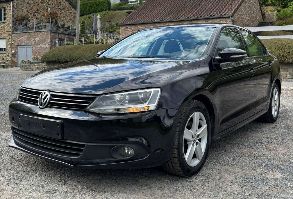 Volkswagen Jetta 1.6 CR TDi Comfortline BMT