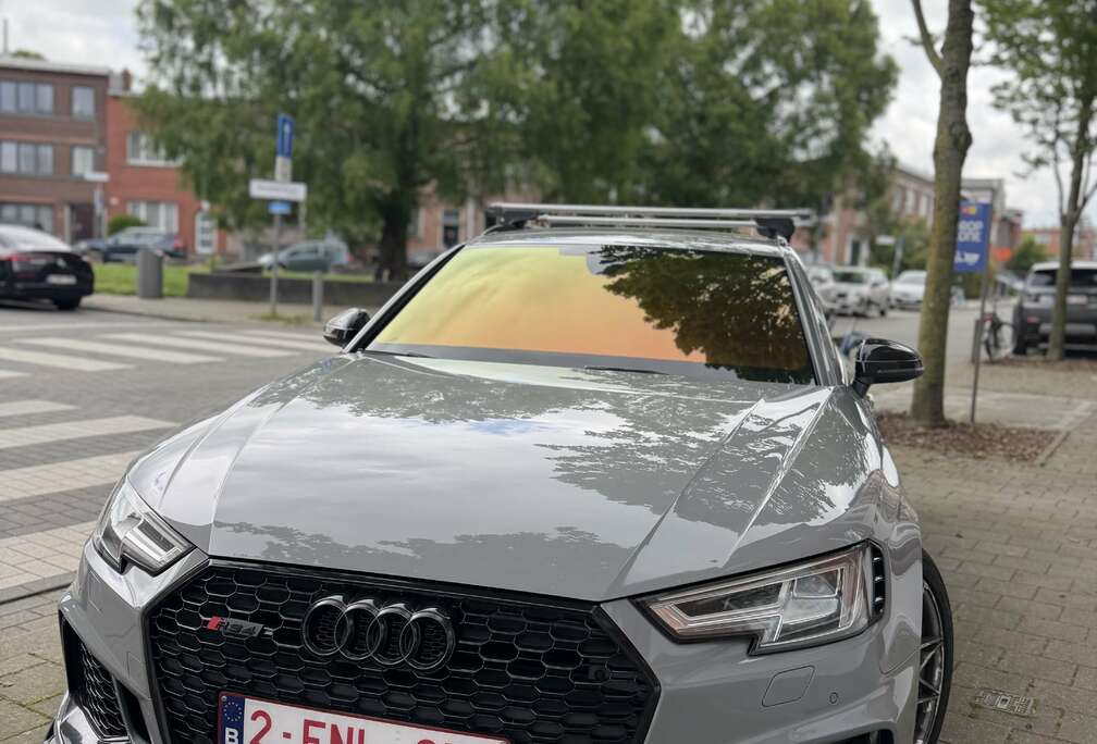 Audi Avant quattro tiptronic