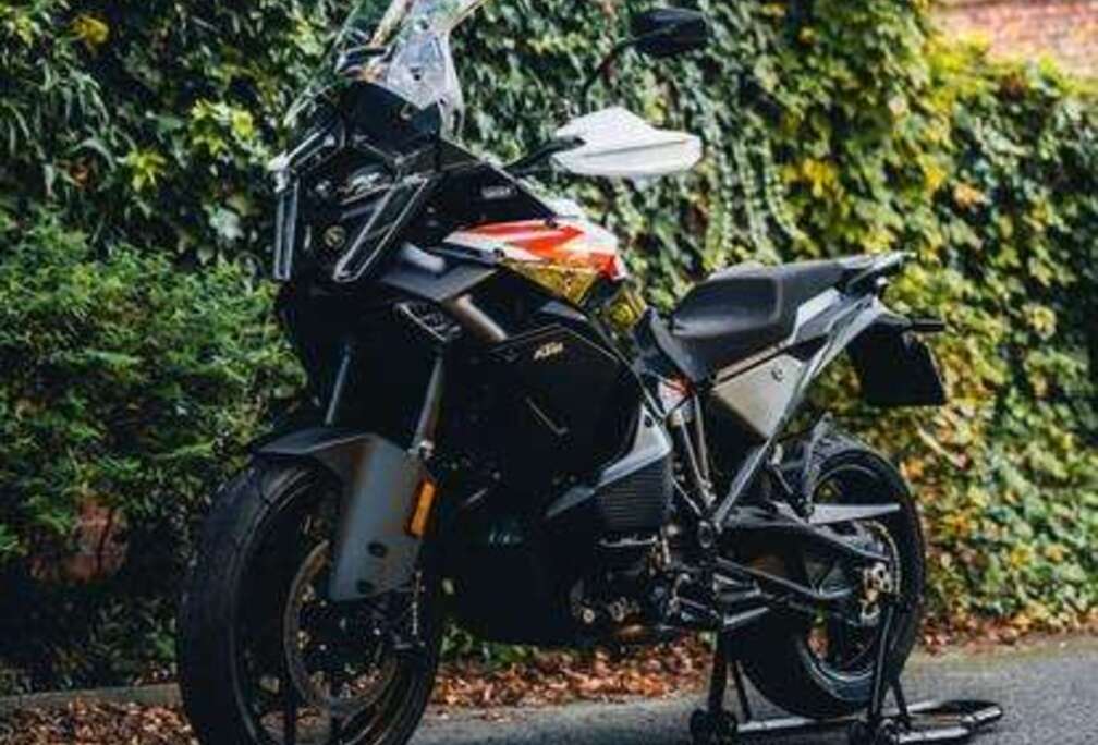 Adventure S
