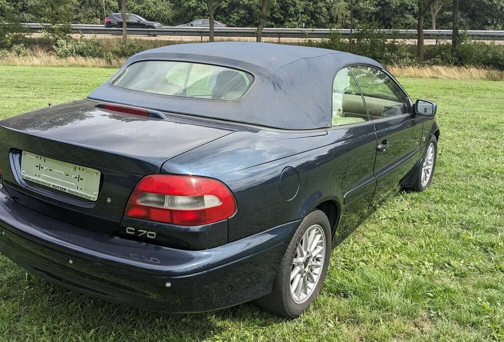 Volvo C70 2.0T