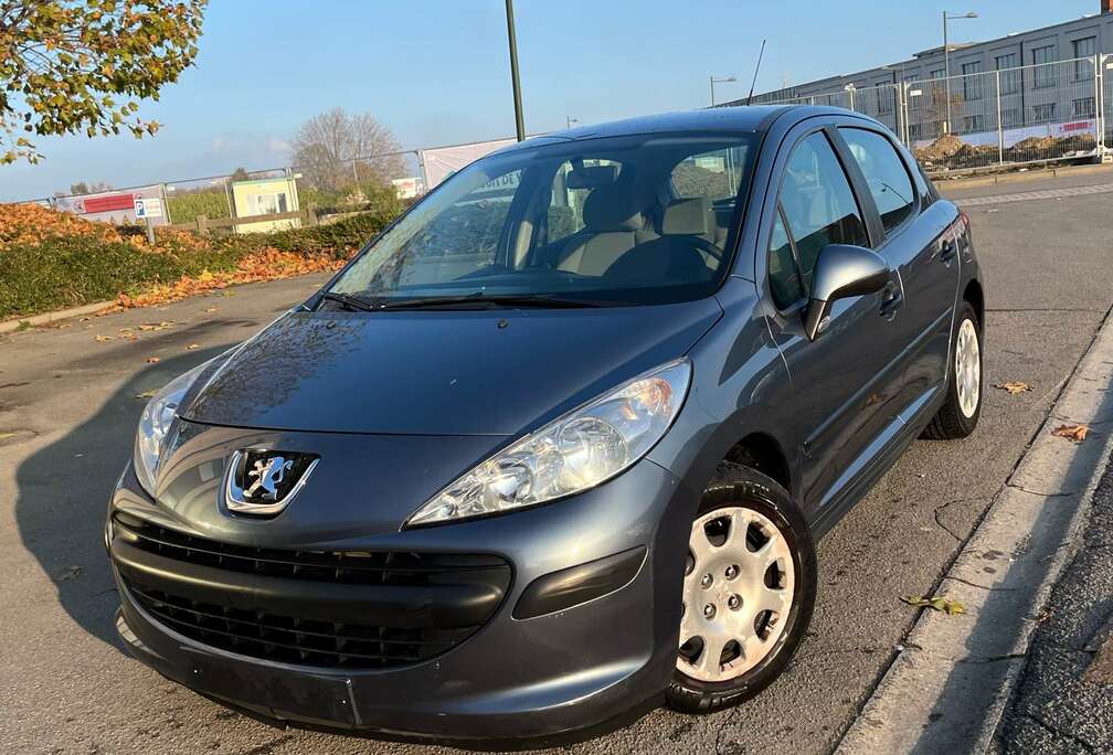 Peugeot 1.4i vti essence