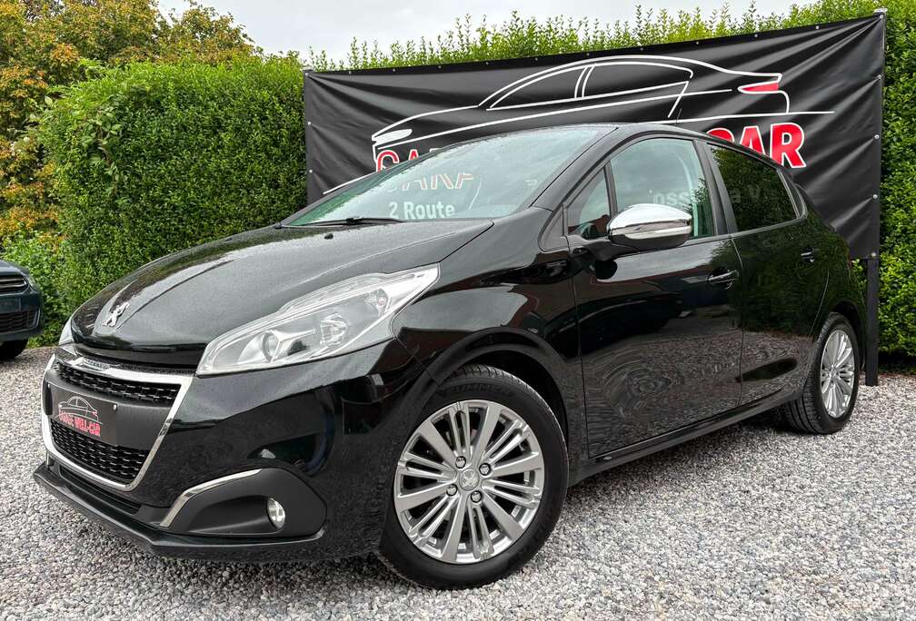 Peugeot 1.2i-Euro6ei-1ère Main-Série Signature-Gps-Clim-Pdc-Cruise Control...