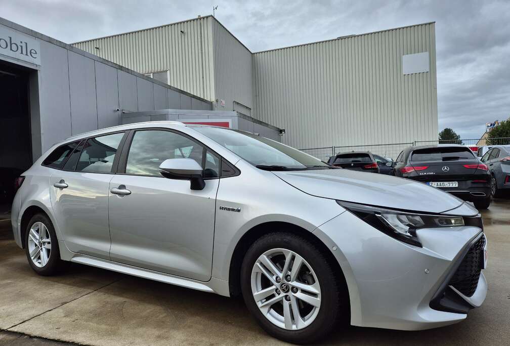 Toyota 1.8i 170cv // HYBRID // 2022