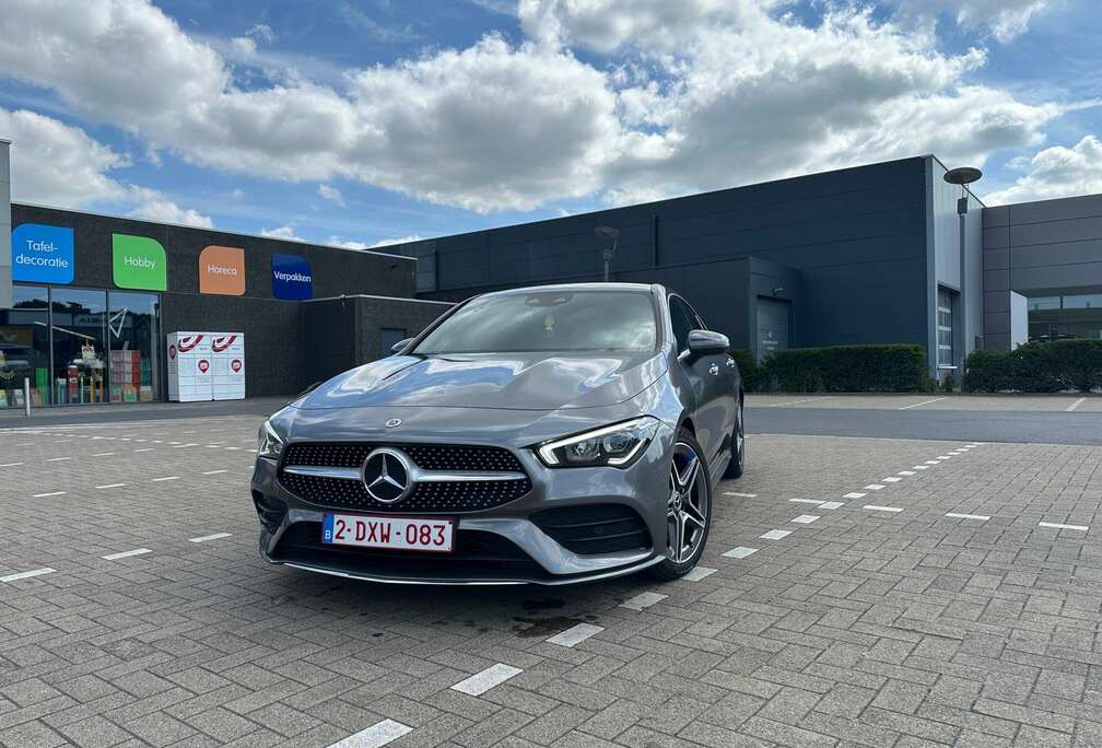 Mercedes-Benz Shooting Brake AMG Line