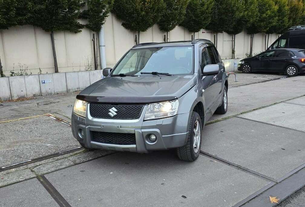 Suzuki 2.0i. Automatique EXPORT