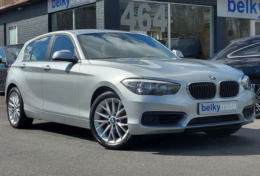 BMW 118iA - Navi - Parkeersensoren - 17\