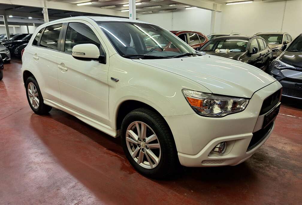 Mitsubishi ASX 1.6i 2WD Instyle