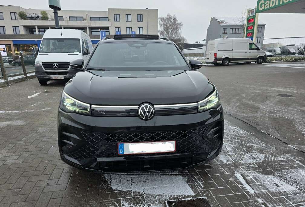 Volkswagen Tiguan R-Line Business Premium 1.5 eTSI
