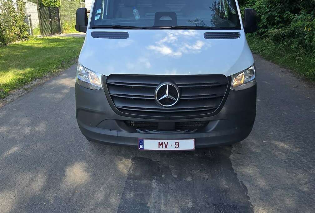 Mercedes-Benz 317 2.0 CDI L3 RWD Pro 9G-Tronic