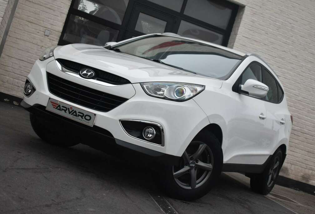 Hyundai 1.6i Topstaat / Xenon / PDC / Verw Zetels / Garant