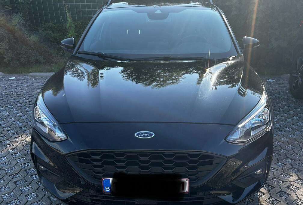 Ford Focus 1.5 EcoBlue Start-Stopp-System ST-LINE X