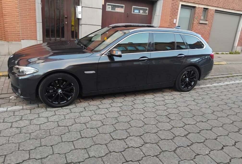 BMW 520d xDrive Touring Aut. Luxury Line