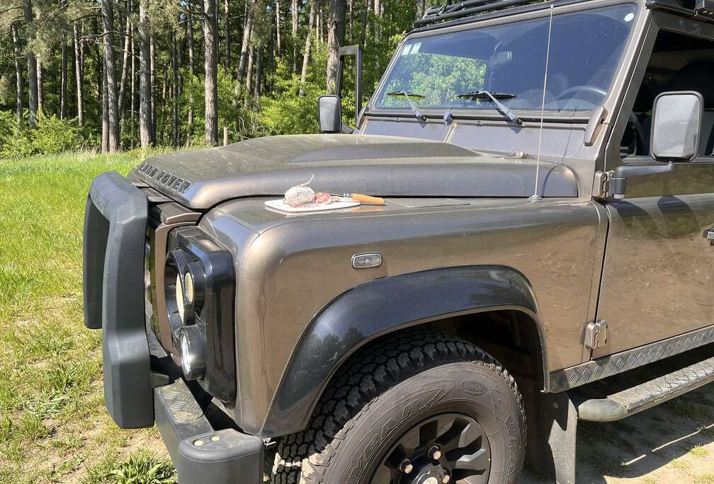 Land Rover 110 2.4 TD - 85.000 Km - LIMITED ROUGH EDITION