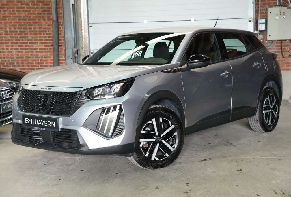 Peugeot 1.2 Hybrid Style e-DCS Style Benzine Automaat Carplay Parkeersensor Cruise Controle Lane Assist