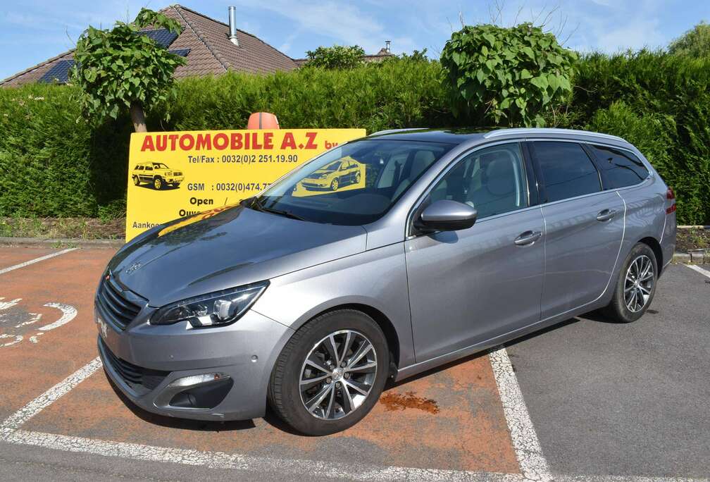 Peugeot SW 1.2i Allure STT Autom/Airco/Pano/GPS