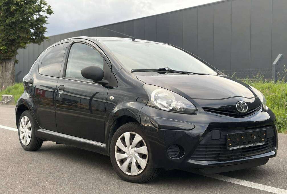 Toyota Toyota Aygo 1.0 facelift * 0492/43.69.59