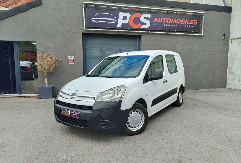 Citroen Berlingo First 1.6 HDi *ATTACHE REMORQUE*VITRES ELECTRIQUES*GARANTIE 12 MOIS