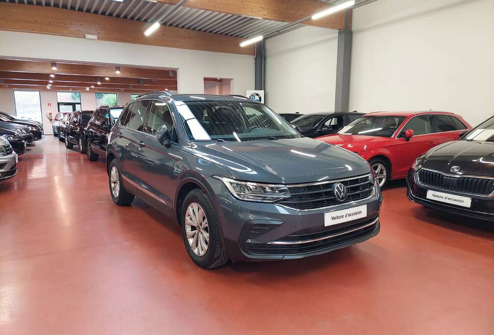 Volkswagen 2.0 TDI + DSG + LED Ambiance + KeylessGO + CAM