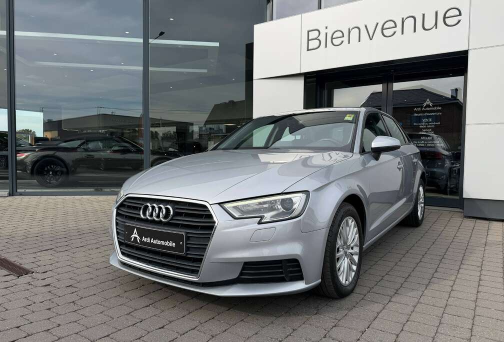 Audi 1.6 TDI *XENON*CAPTEUR*CRUISE CONTROL*GARANTIE*