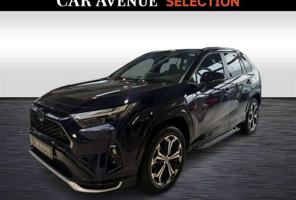 Toyota Style + PLUG IN HYBRID - full options