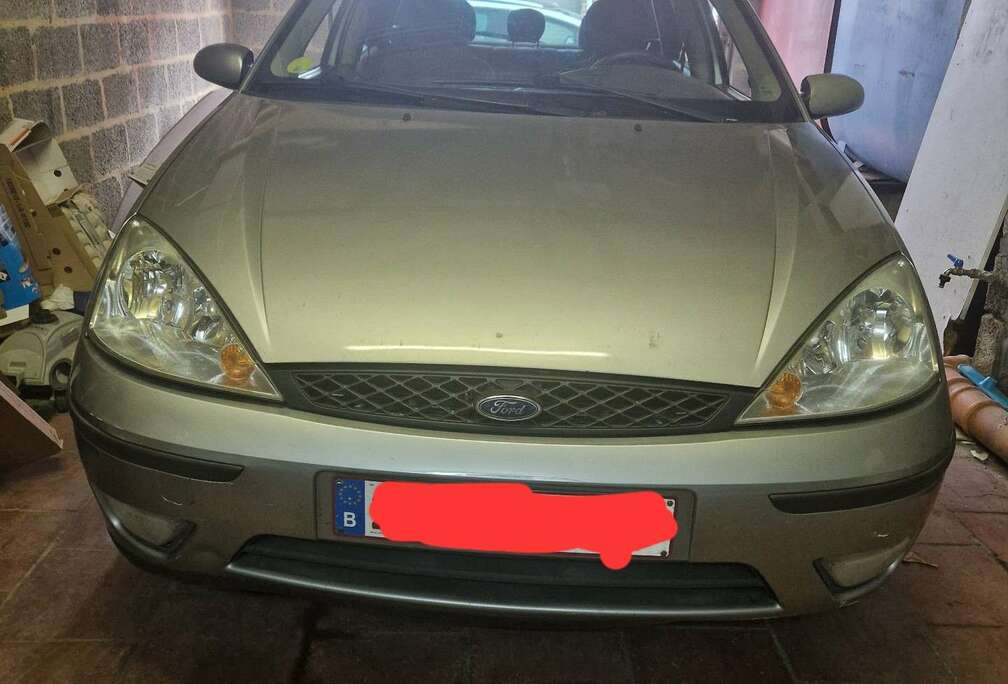 Ford 1.6i 16v Ambiente avec clim