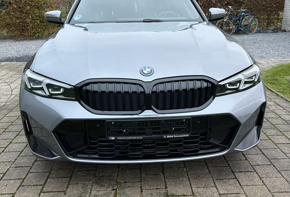 BMW 320e Touring Aut. M Sport Pano Hybrid Gekeurd