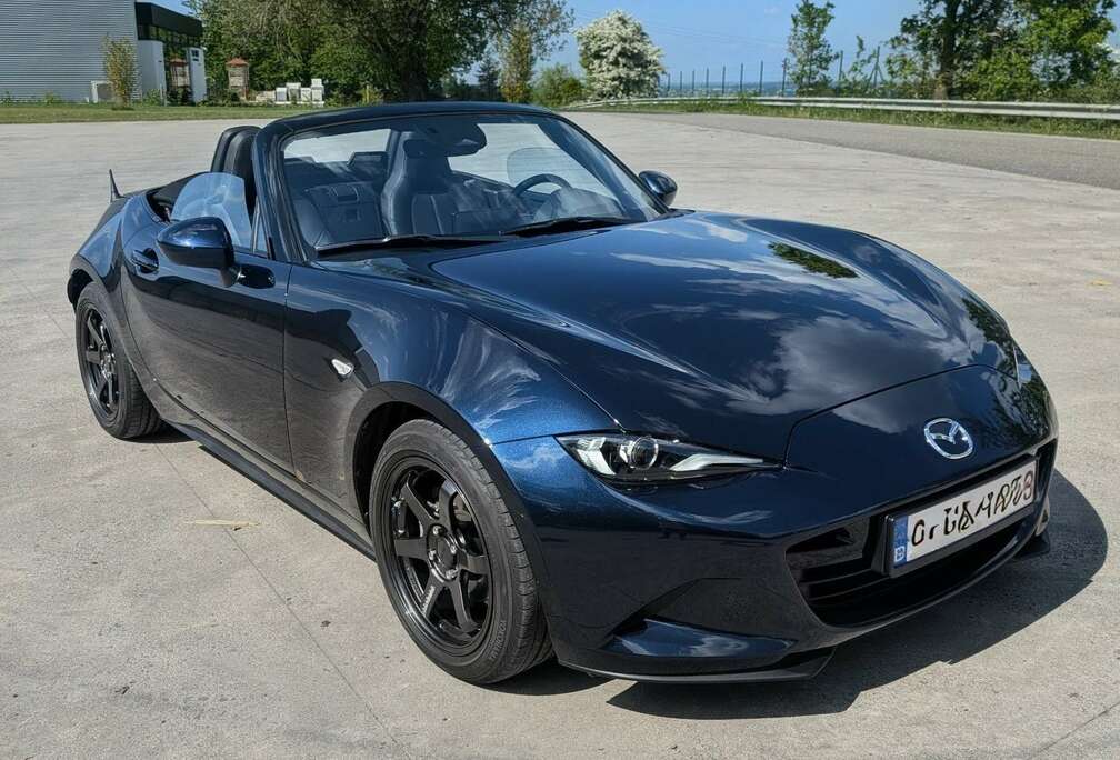 Mazda 1.5i Skyactiv-G Exclusive-Line