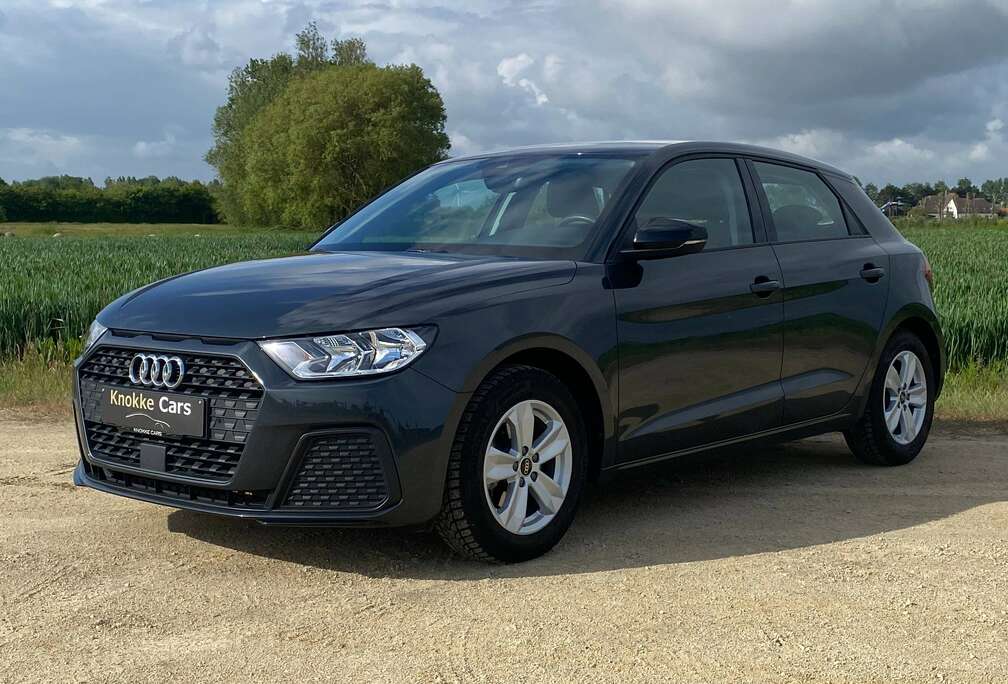 Audi Sportback,30 TFSI 110Pk,Edition,Automaat,Navigatie,Parkeerassist