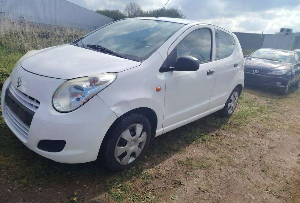 Suzuki 1.0 White And Black Edition