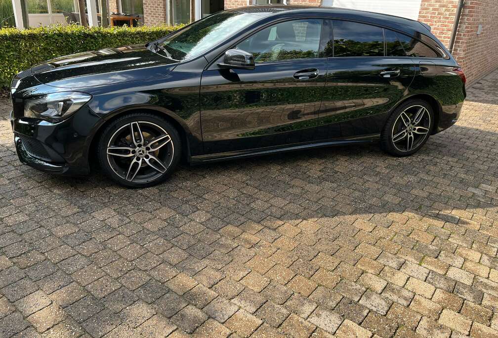 Mercedes-Benz CLA 180 d Business Solution AMG