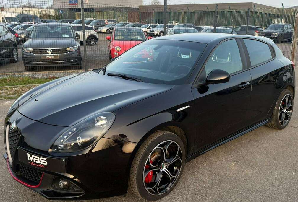 Alfa Romeo 2.0 JTDm * CLIM-BIZONE * GPS * SPORT * CRUISE