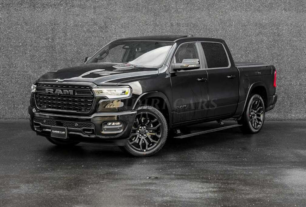 Dodge 2026 LIMITED NIGHT 540 PK € 75400 RED INTERIOR