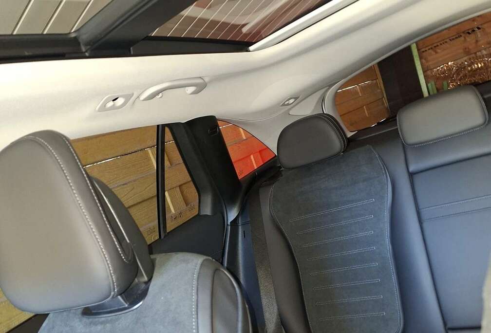 Mercedes-Benz GLC 300 e 4-Matic PHEV