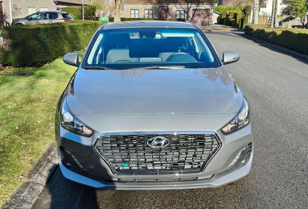 Hyundai I30 fastback 1,4 Turbo GDI benzine Klasse 6d