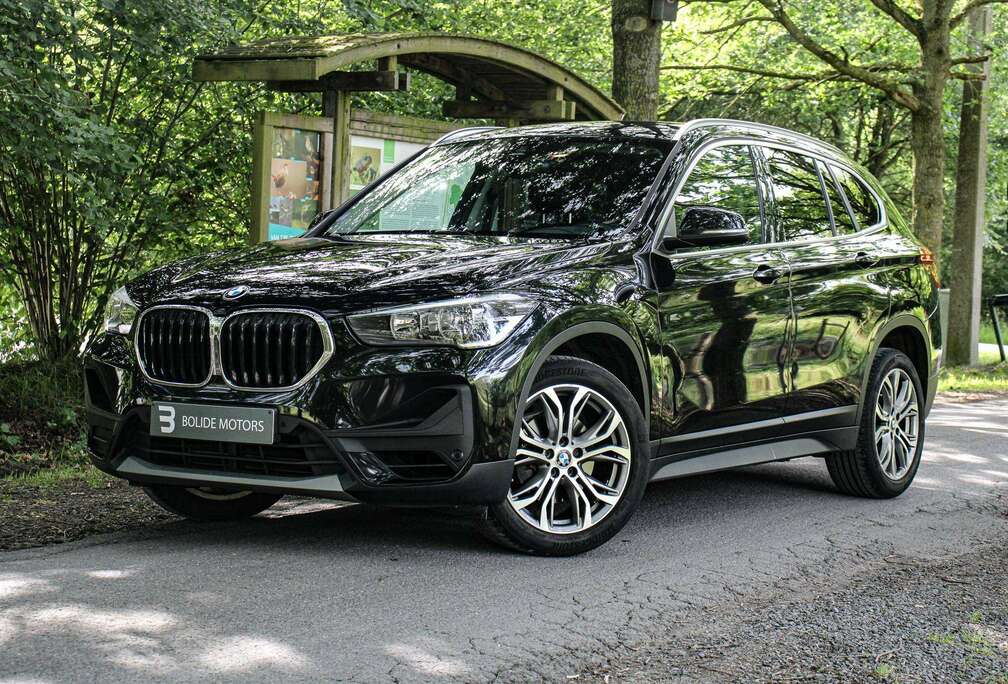 BMW X1 1.5i sDrive18 *Leder *Navigatie