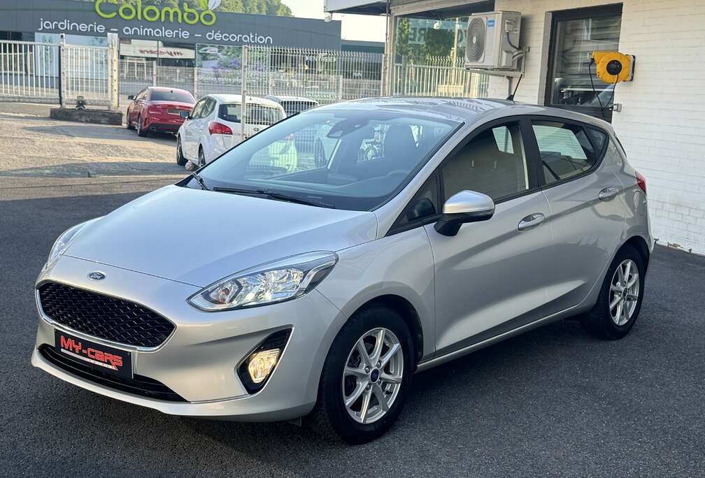 Ford 1000 ESSENCE NEW MODÈLE 5 PORTES CLIM JA ETAT NEUV