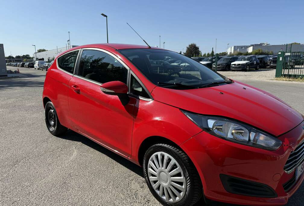 Ford 1.25i Trend