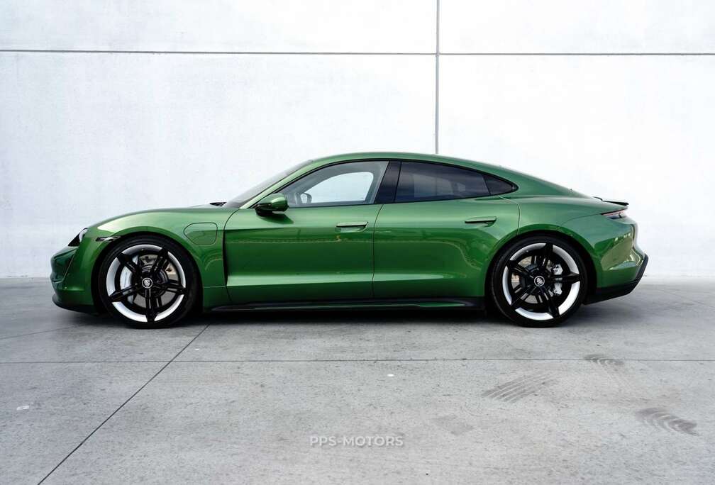 Porsche 79,2kWh 4S